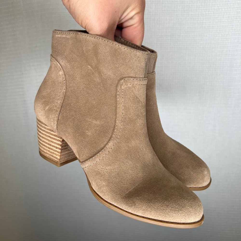 Sole Society Romy Tan Suede Ankle Boots Block Heel Size 6B/36 Taupe Booties